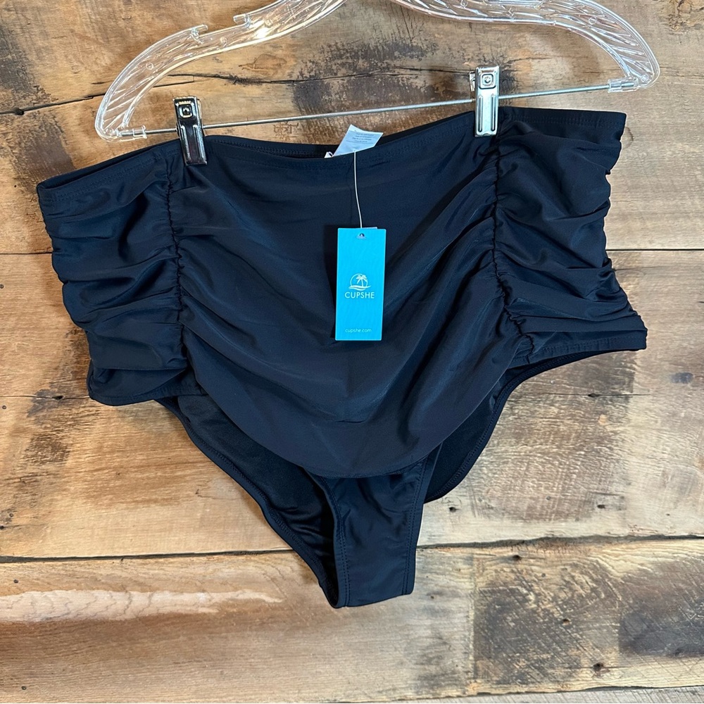 Cupshe Black Ruched High-Waisted Bikini Bottom